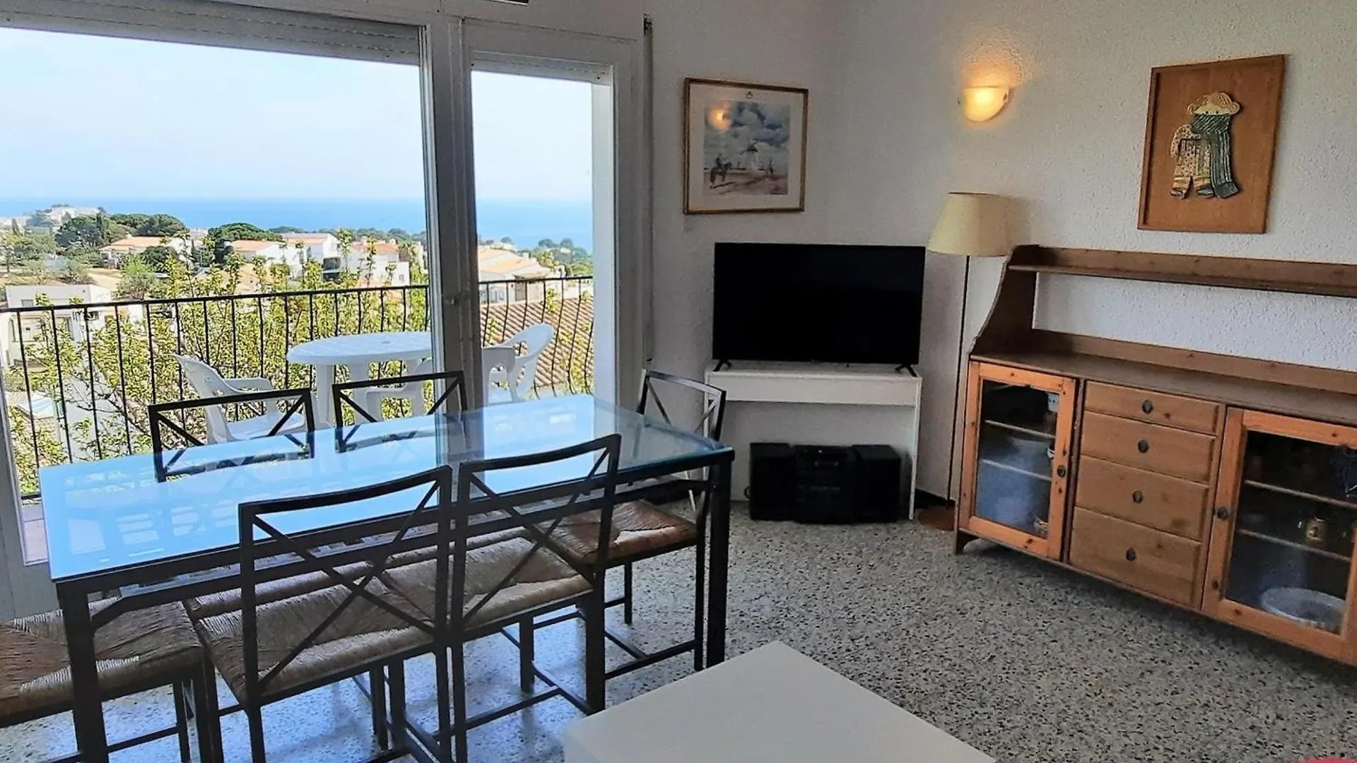 Apartamento Comodo 2 Habitaciones Con Terraza Y Wifi A 600M De La Playa En Llanca - Es-170-14 0*,  Spain